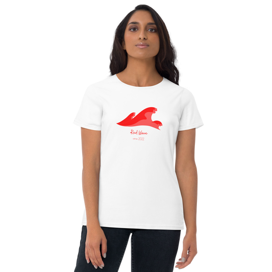 Women's 'Red Wave' Fashion Fit Tee